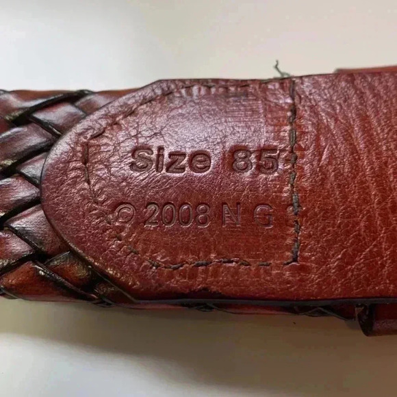 National Geographic  100% leather belt from 2008, reddish brown, silver buckle - Picture 8 of 9